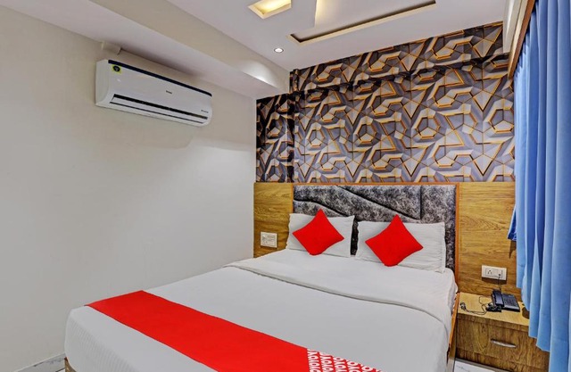 OYO Flagship Hotel Pleasant Villa
