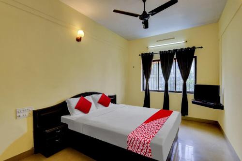 OYO Flagship Peters Hill View Residency