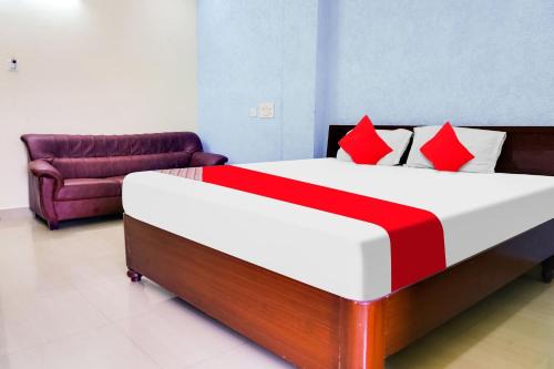 OYO Flagship Vishnu Lodge