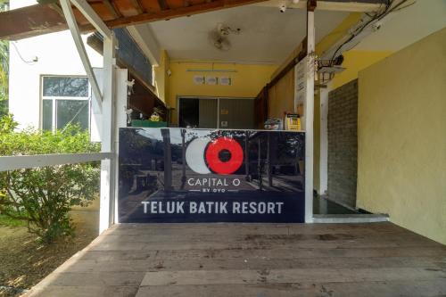 OYO Home 89484 Teluk Batik Resort