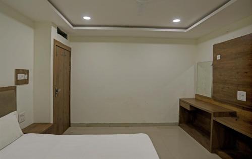 OYO Hotel Siddhi Vinayak