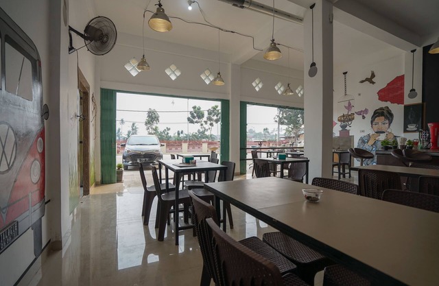 OYO Life 1299 Balcony Orange Homestay
