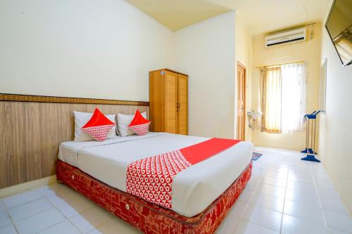 OYO Life 2502 Syariah Triantama Kost