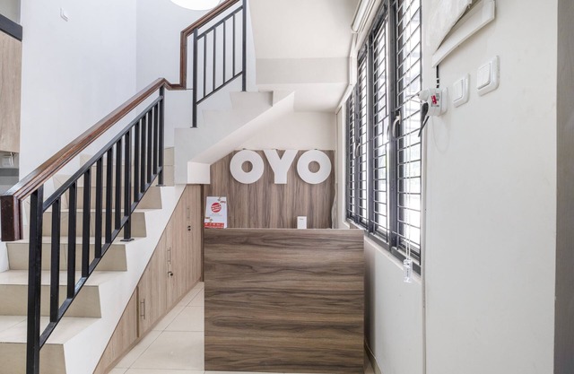 OYO Life 3248 Vision Residence Karawang