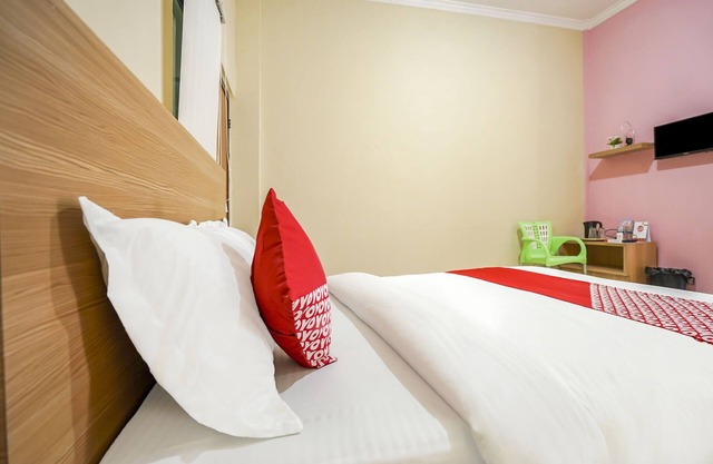 OYO Life 570 Pesona Asri Homestay Syariah