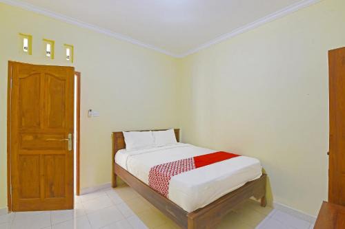 OYO Life 90675 Ld Residence