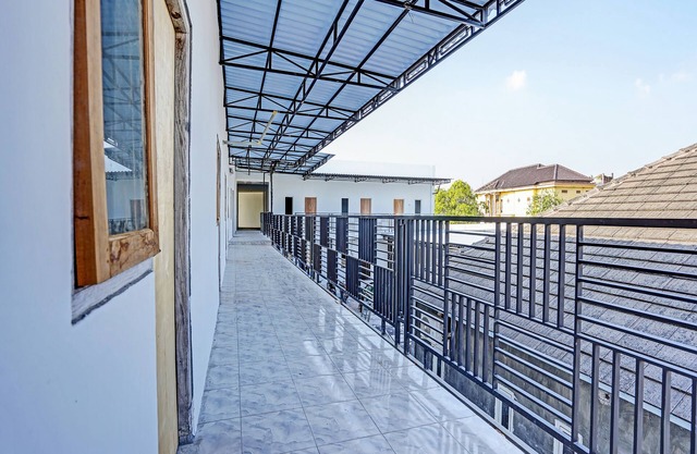 OYO LIFE 91594 Bungah Residence Syariah