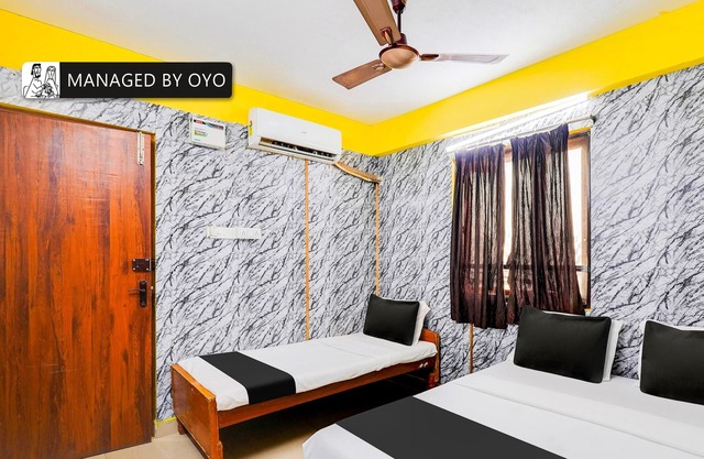 OYO Vasavi Residency