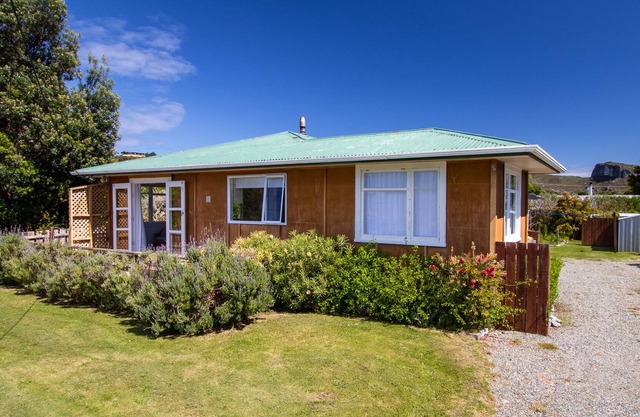P?PONGA VIEW - P?PONGA HOLIDAY HOME, family friendly in Puponga