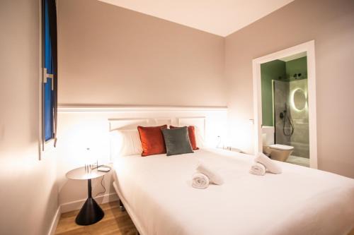 P3MAL1076- Beautiful 2BR newly refurbished