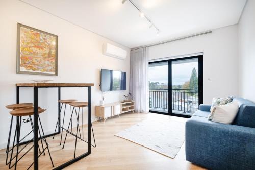 Paarl - Lux Modern 2 Bedroom Apartment with Parking
