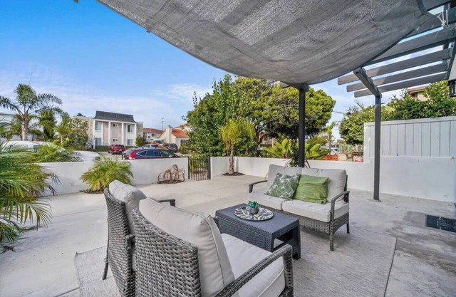 Pacific Beach Modern Villa