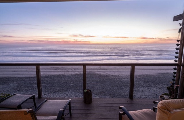 Pacific Breeze at La Selva Beach, Vacation Rentals Monterey Bay - Luxury Beachfront Townhouse at La