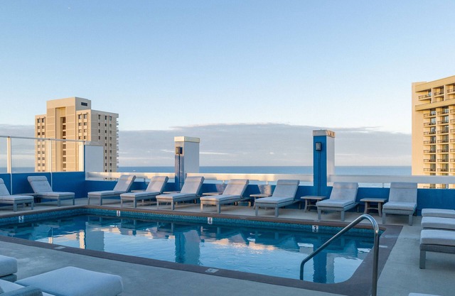 Pacific Monarch Hotel