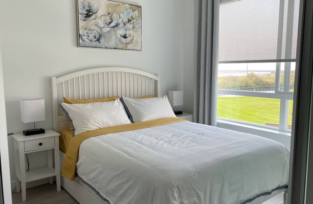 Pacific Ocean Breeze Retreat