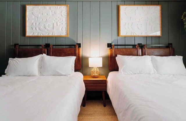 Packwood's Evergreen Room
