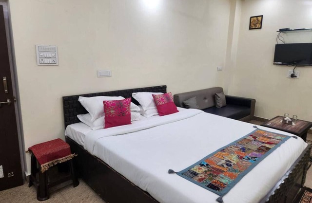 Paddy's Luxurious Home Stay
