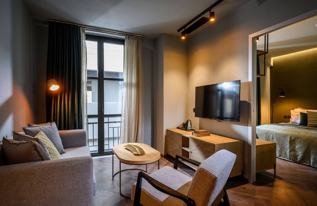 Pagopoieion Suites