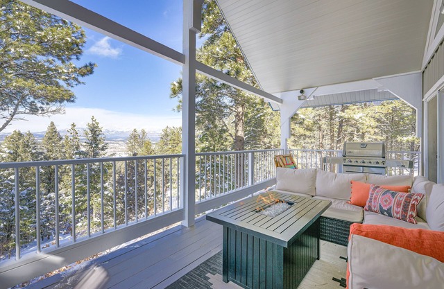 Pagosa Springs Family Retreat w/ Game Room & Views