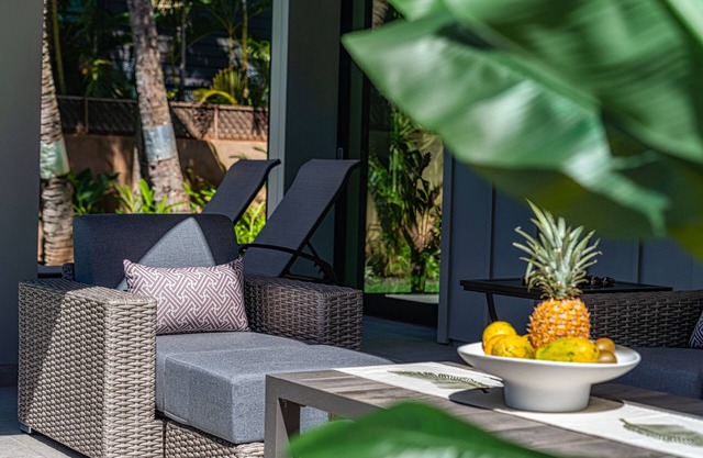 Paia Bay House, ocean front