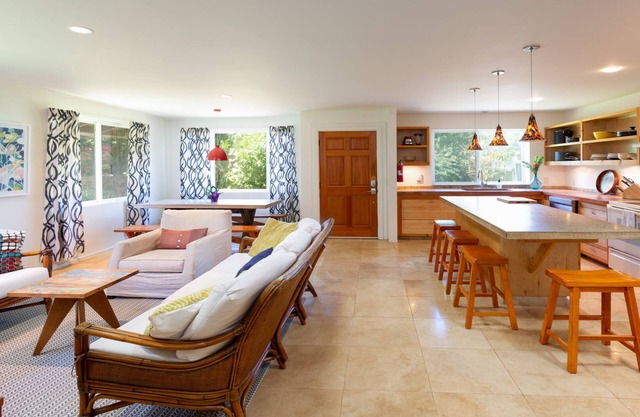 Paia Family Cottage - ¡Camina a la playa y al pueblo de Paia!