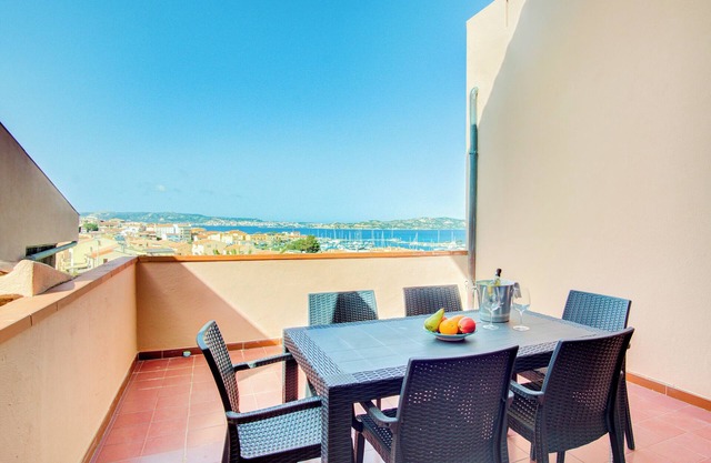 PALAU APARTMENT - HOME AND MORE