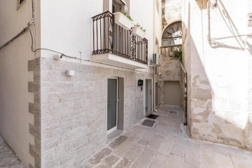 Palazzo Seculari by BarbarHouse