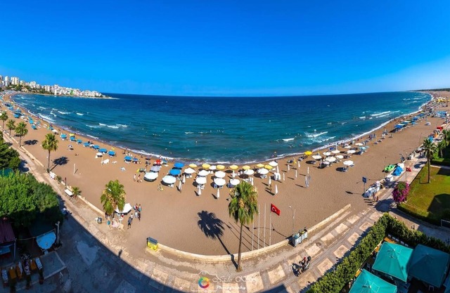 PALM BEACH HOTEL