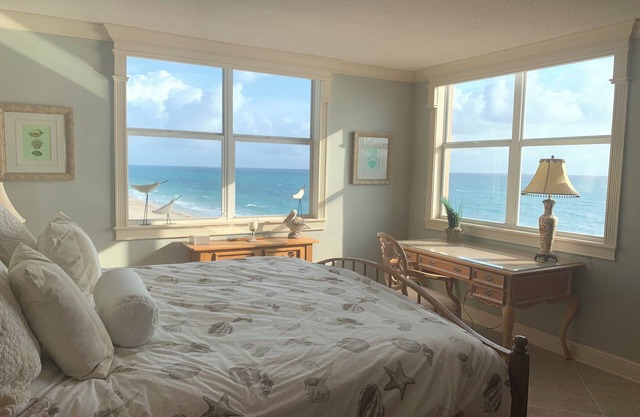Palm Beach Island Seasonal Oceanfront DISCOUNTED RATES FOR 4,5 and 6 mo rental