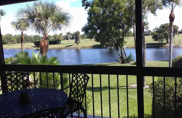 Palm Beach Polo Club/ Equestrians/ Inside the West gate