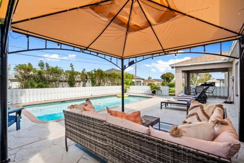 Palm Breeze Villa Cape Coral Heated Pool
