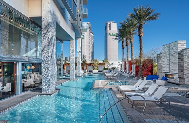 Palms Place Condo Hotel & Casino