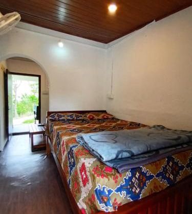 Pambaar River view Homestay
