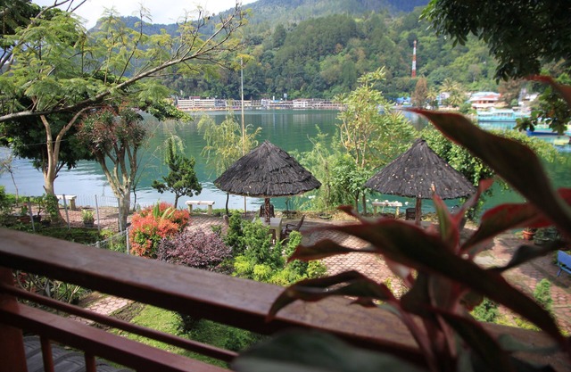 Pandu Lakeside Hotel Parapat - Toba Lake
