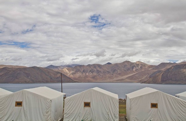 Pangong Retreat Camp