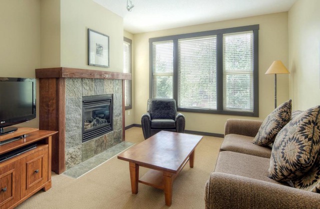 Panorama Mountain Resort - Premium Condos and Townhomes