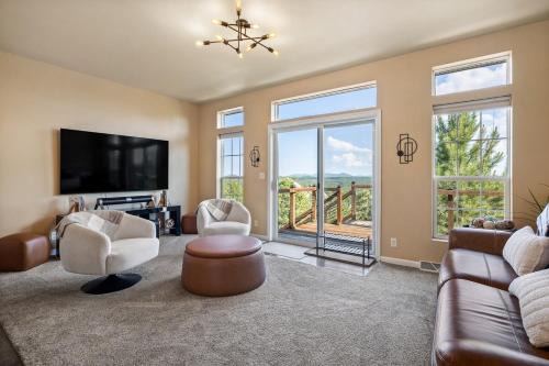 Panorama Peak Mountain Hideaway
