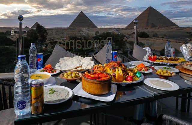 Panorama Pyramids Inn