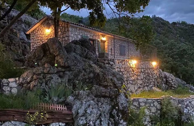 Cozy house above Poseljani with stunning panorama view!