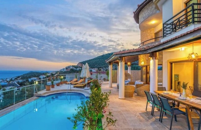 Panorama Villa in Kalkan 5 beds. 4 Bedroomsn