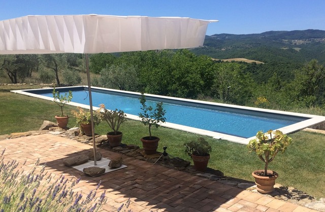 VILLA PANORÁMICA CON PISCINA