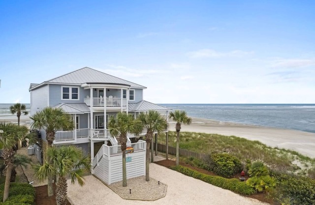Panoramic Oceanfront Views + Private Pool
