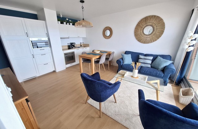 NEW: SPLENDID SEA VIEW 3* APARTMENT WITH ALL COMFORTS BEAUTIFUL DECOR & TERRACE