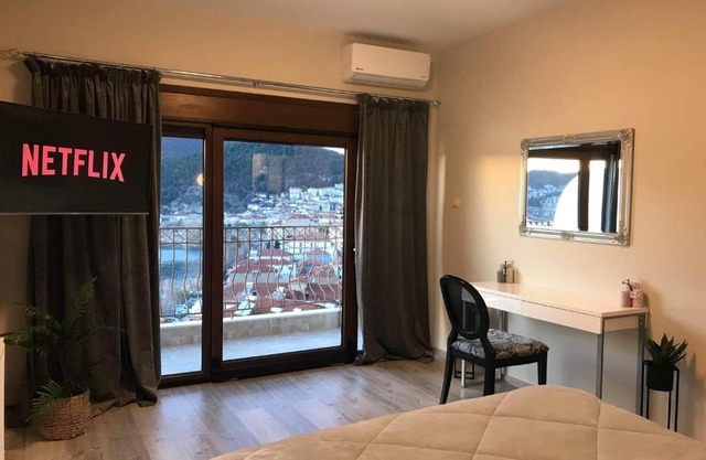 Panoramic suite