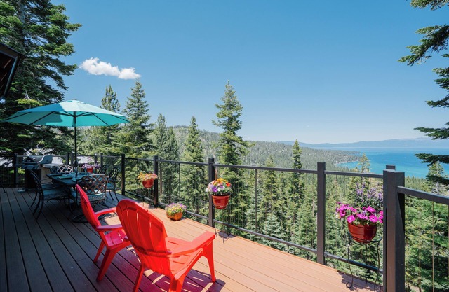 Lago Azul: vista panorámica del lago Tahoe, acceso privado a la playa de arena-boya posible