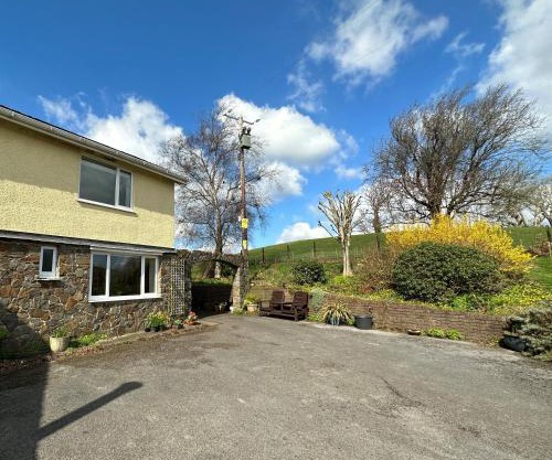 Pant Y Cwtsh - A lovely 1 bedroom annexe with kitchenette close to Pembrey Country Park