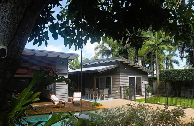Pantai Indah (Beautiful Beach) Villa, Hervey Bay