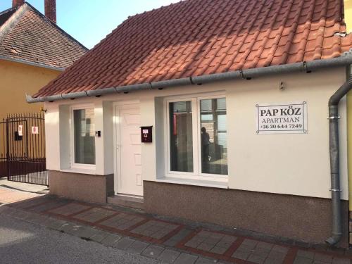 Pap köz apartman