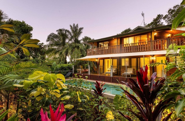 Papillon on Coral Sea privacy