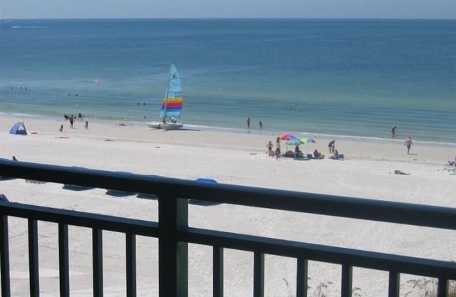 El paraíso lo espera en St Pete Beach * FULL Gulf Front 2 BR Condo * Panoramic Ocean View